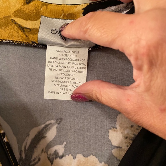 Cold shoulder midi dress - Picture 6 of 8